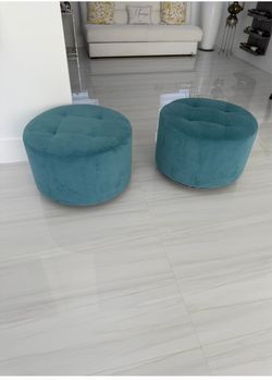 Swivel ottomans
