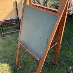 Easel