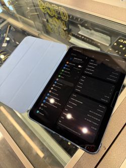 iPad a16 128gb with case and screen protector (3252)