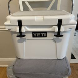 Yeti Roadie 20 Hard Cooler