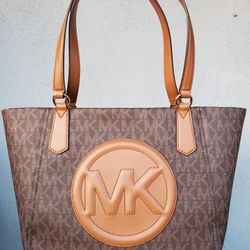 New Michael Kors Women's