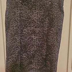 Used Women's Skirt Size Small