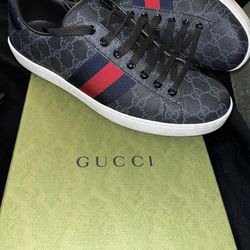 Gucci Ace GG Supreme shoes