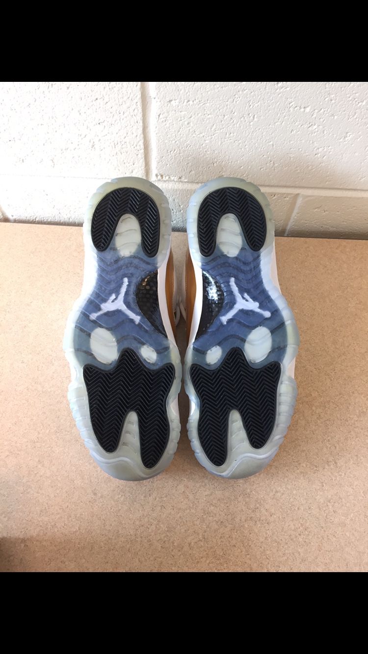 Air Jordan 11 Retro Low Closing Ceremony