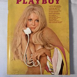 October 1969 Playboy NO Centerfold 