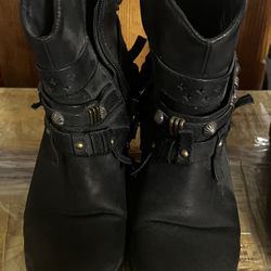 Ladies Boots, size 6 1/2