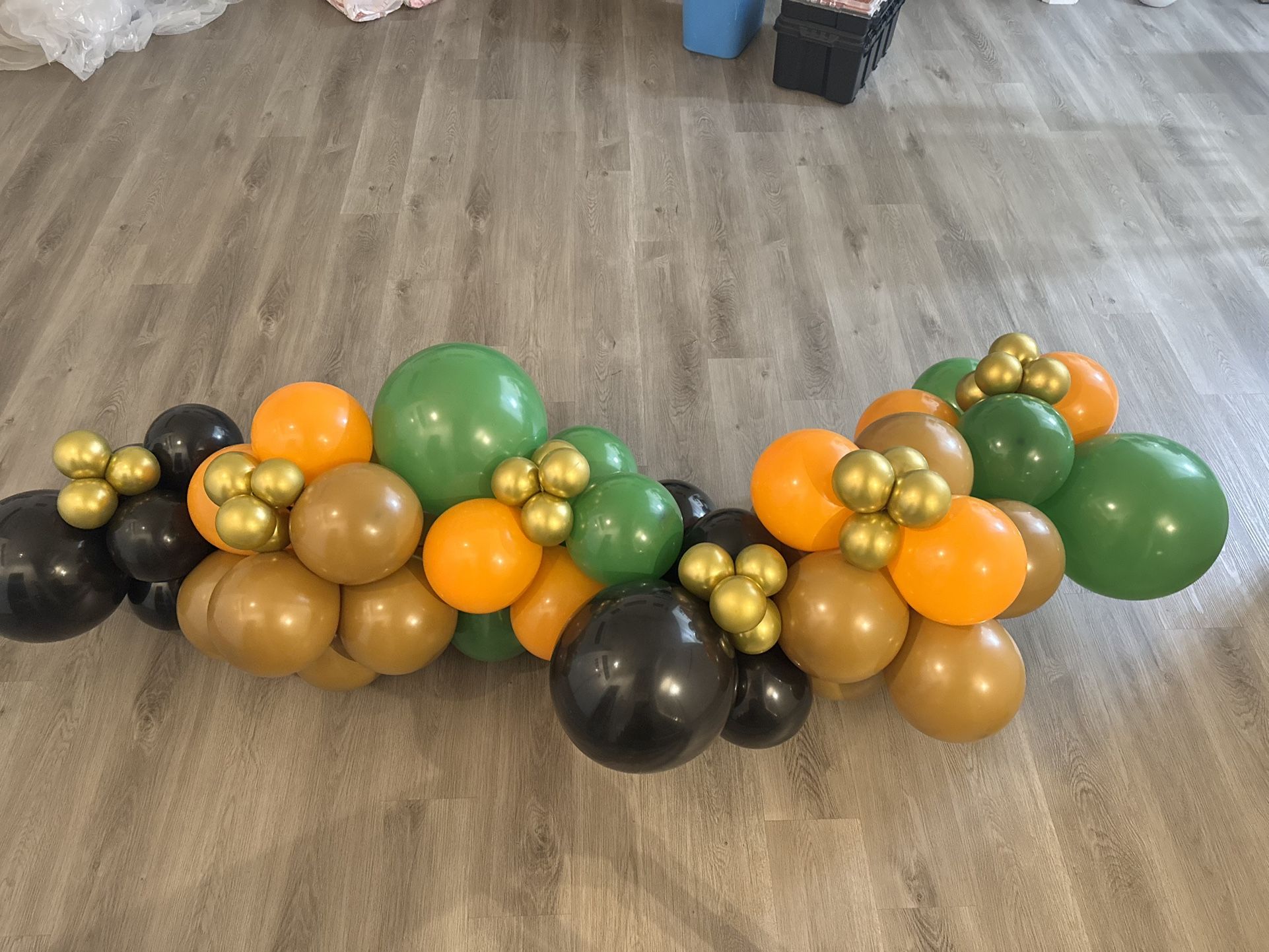 ALREADY MADE BALLOON ARCHES
