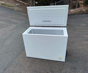 Freezer deep chest freezer household delivery available