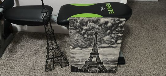 Eiffel Tower Canvas Print and Metal Figurine Set