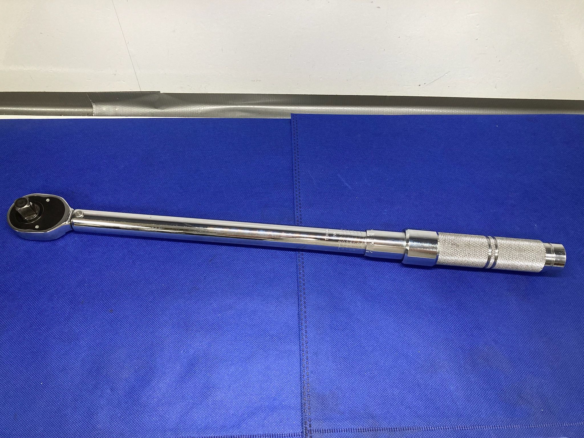 PROTO 6016C 1/2" Drive 30-150 Ft/Lb. Ratcheting Head Micrometer Torque Wrench