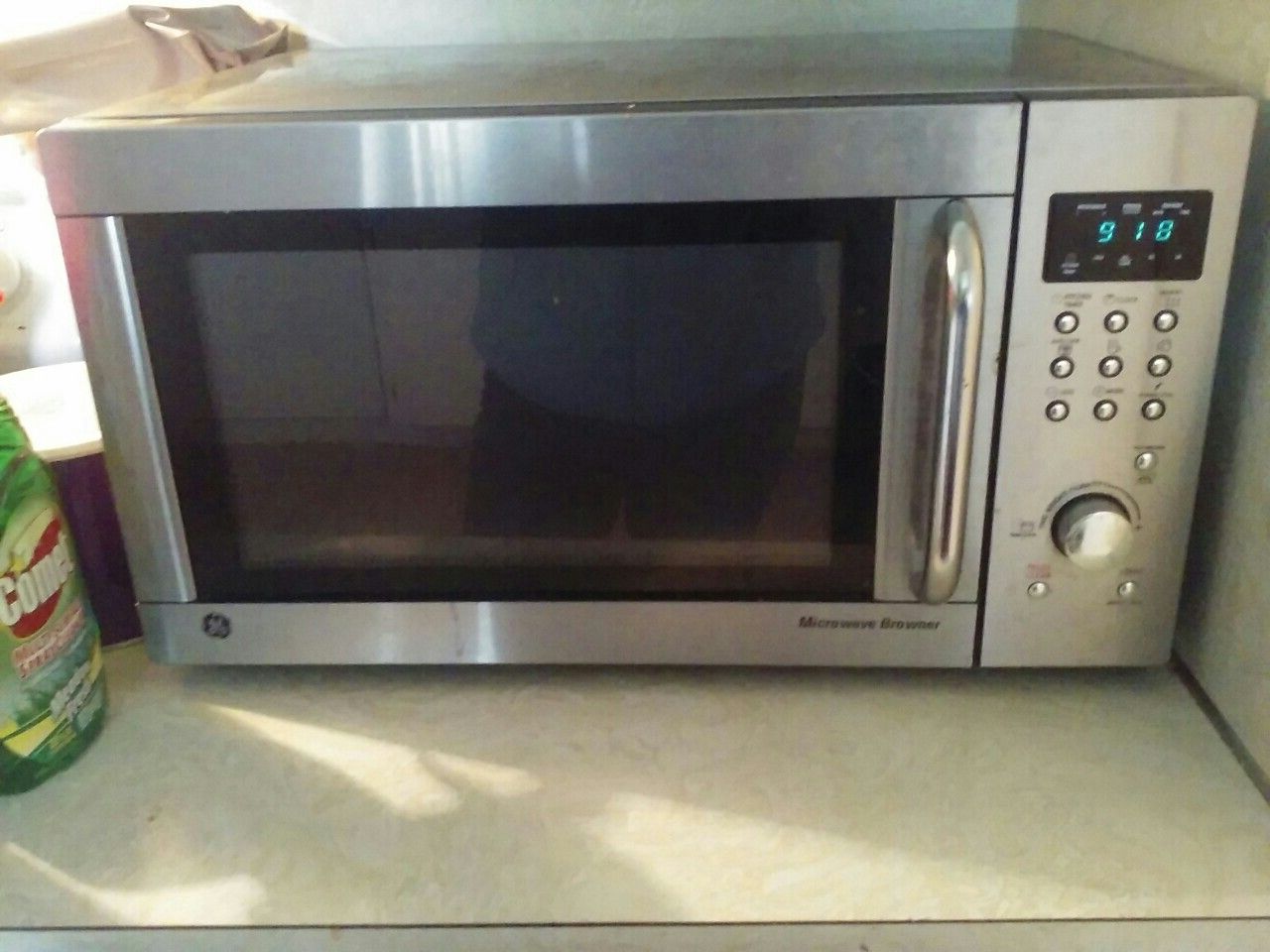 GE microwave browner