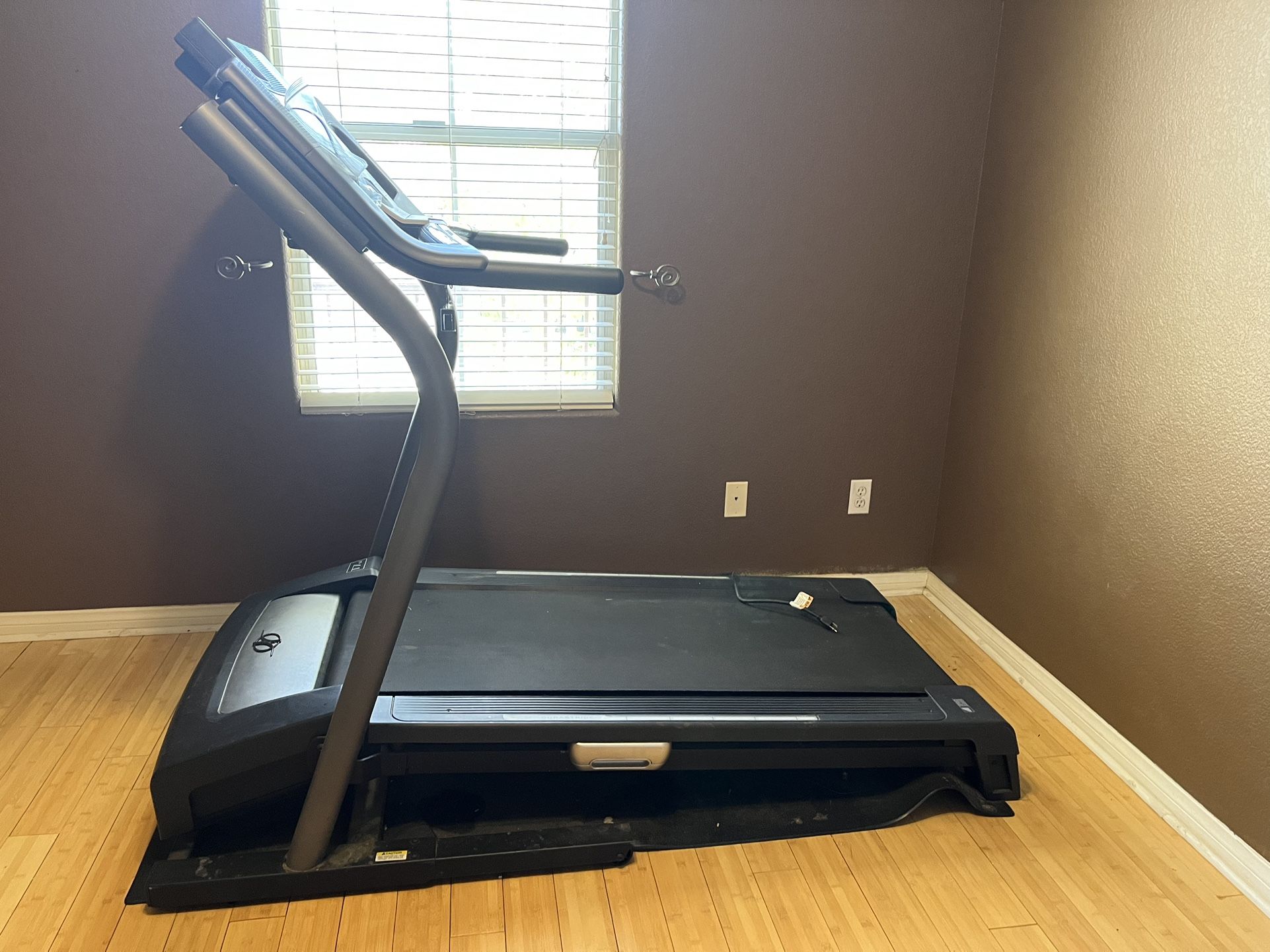 Nordictrack intermix acoustics 2.0 treadmill reviews sale