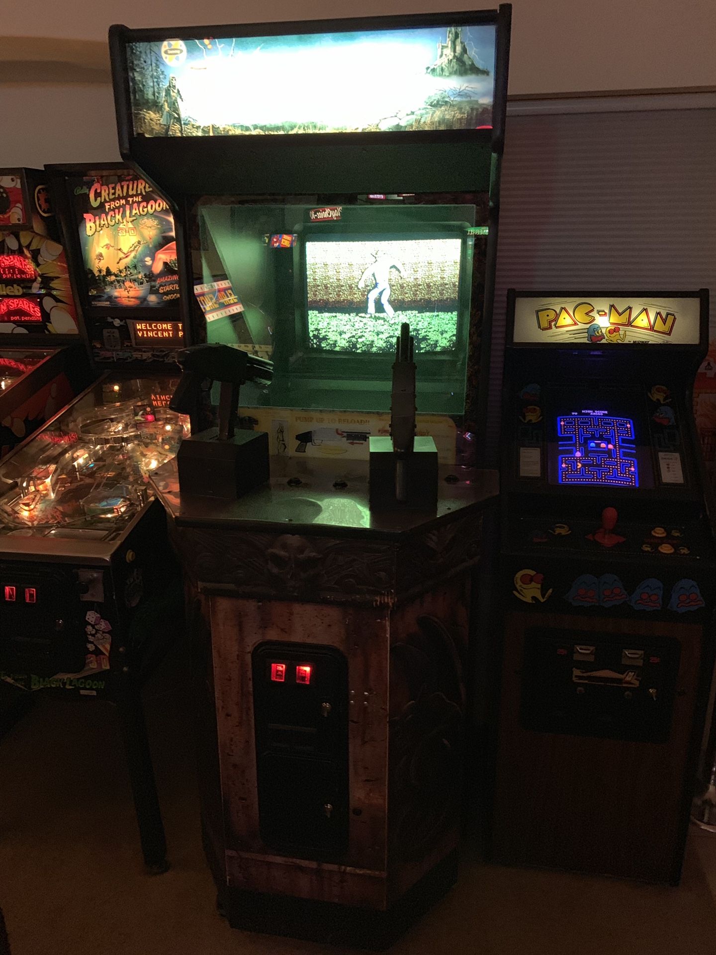 Zombie Raid arcade game