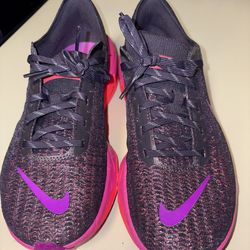 Nike Invincible Run 3 Women’s Shoe (size 9)