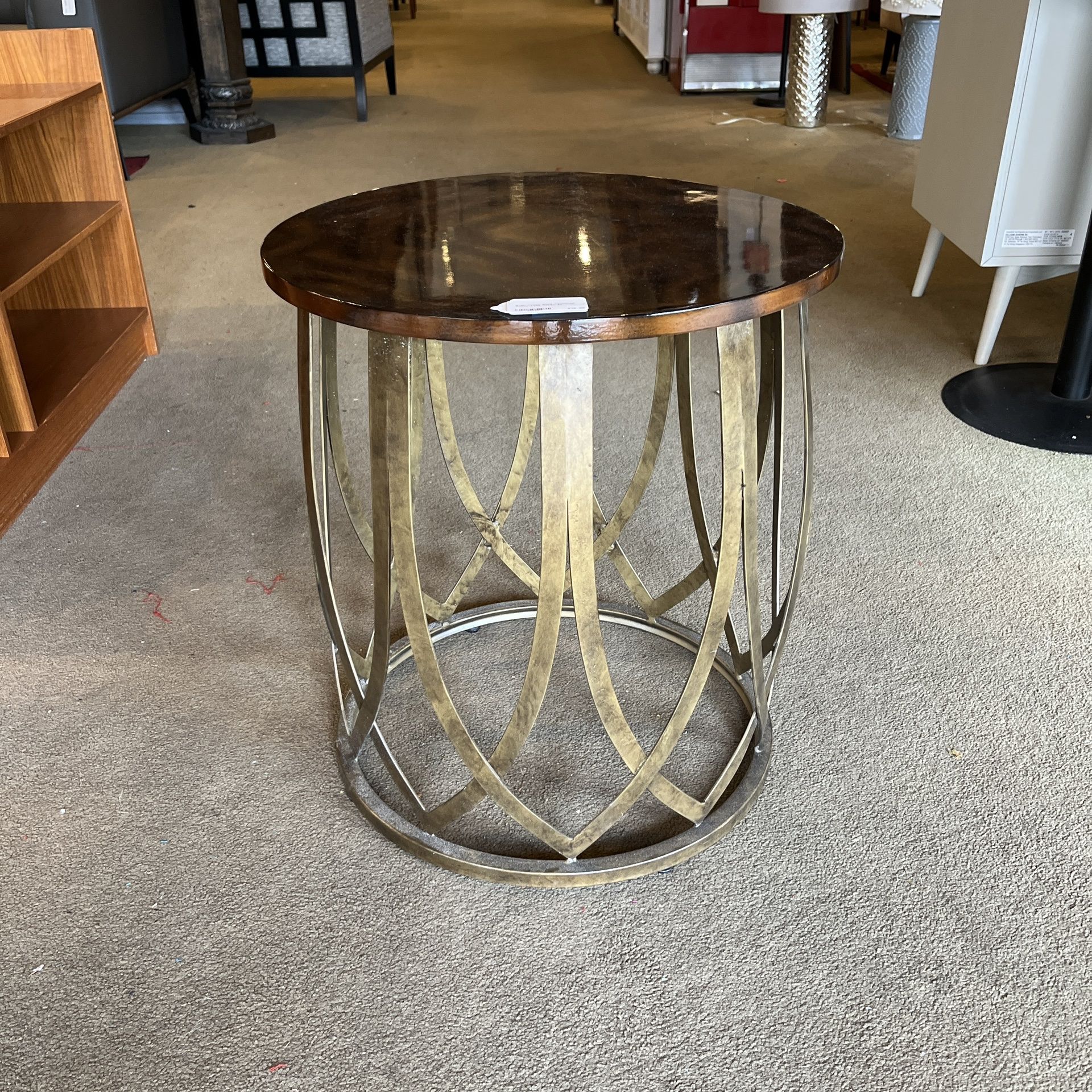 High Gloss Wood Veneered Round Side Table