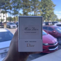 Miss Dior Blooming Bouquet