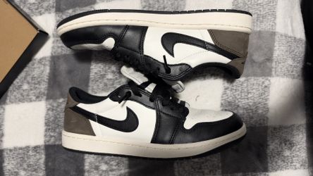 Jordan 1 Low mocha
