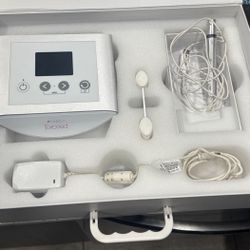 Candela Exceeds Micro Needling 