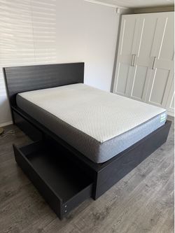 IKEA MALM Queen Bed with 4 Storage Drawers