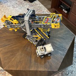 LEGO Technic Bucket Wheel Excavator (42055)