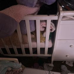 Baby Crib Must Go Brand New 