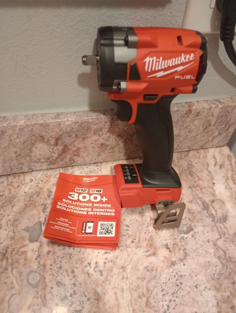 Impacto Milwaukee M18 Fuel De 3/8 Nuevo