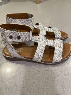 Franco Sarto Gladiator Sandals Size 6
