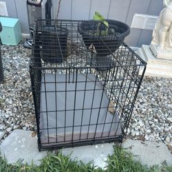 Vendo Esta Jaula Pequeña 