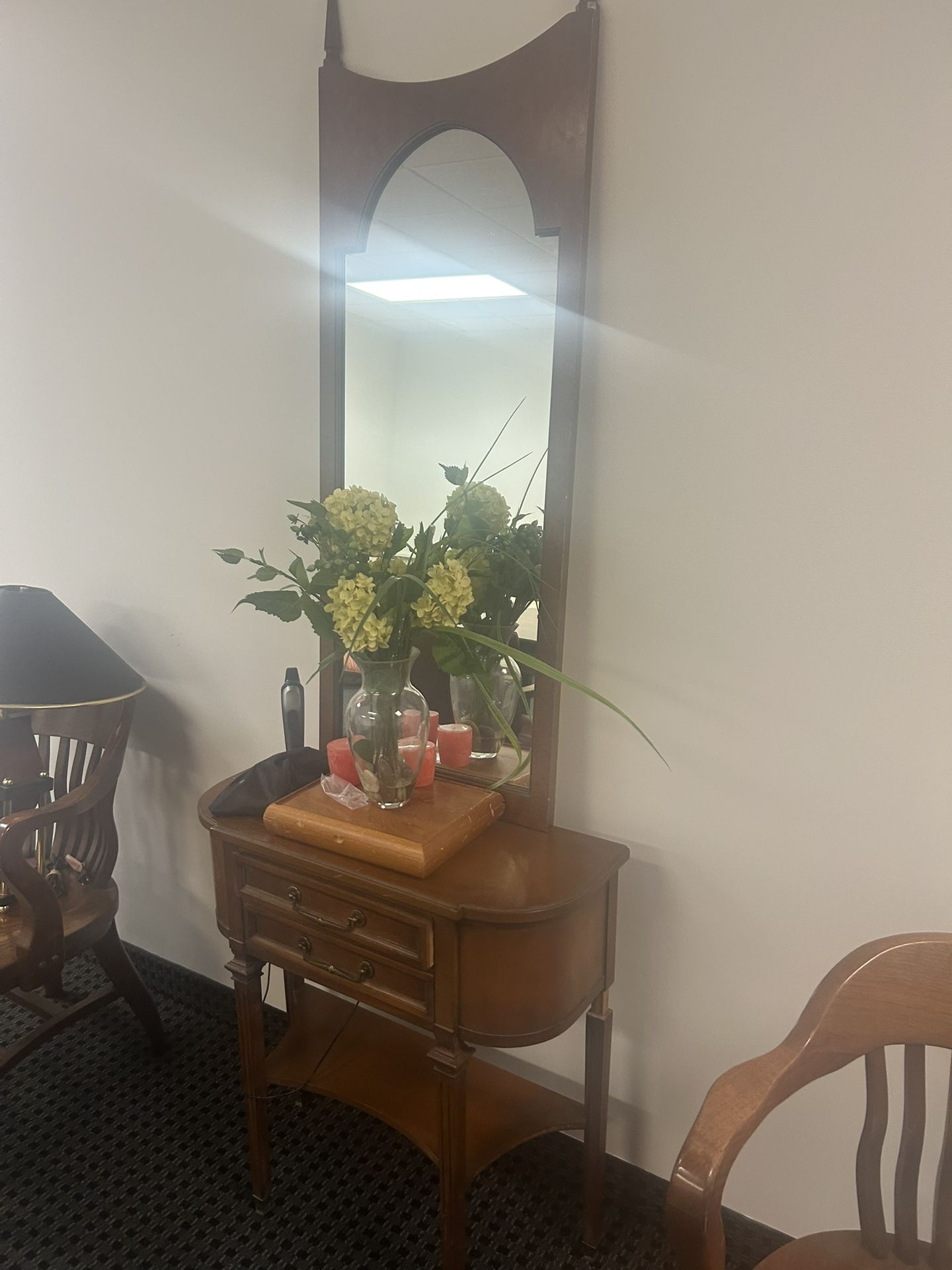 Entrance Hall Table With mirror