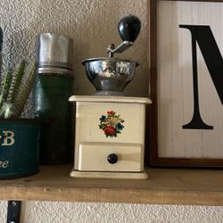 Vintage Coffee grinder 