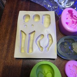 Cake Decorating Molds Mixed 