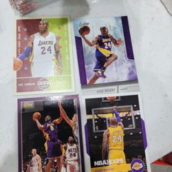 4 Different Kobe Bryant Cards