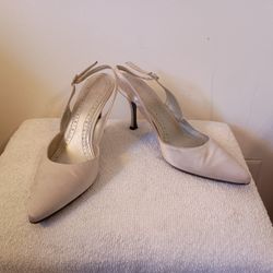 Elegant Silver Brooks Brothers Women's Heels Sling Back Strap Shoes 9