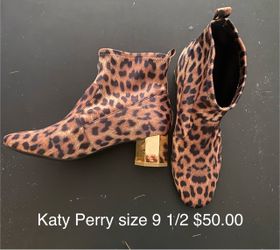 Katy Perry boots