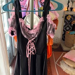 Sexy Bar Maid Peasant Dolly Halloween Costume 