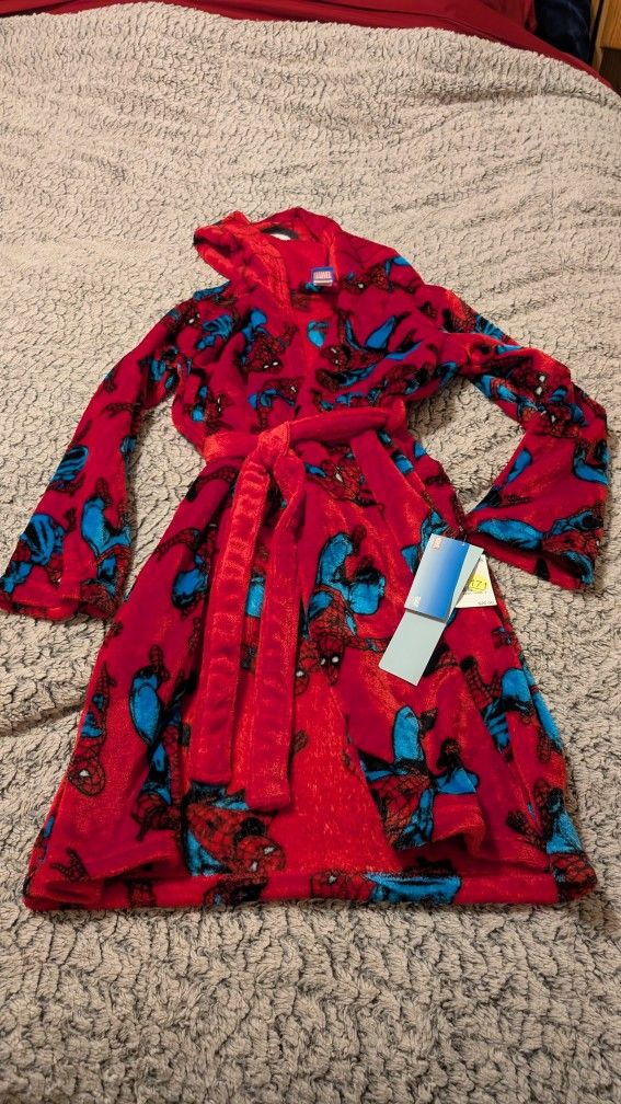 NWT AWESOME Kids Spider Man Robe. Size Large 12/14