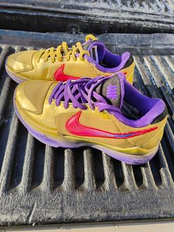 Tennis Nike ZOOM Medida 5.5 $50 dolares