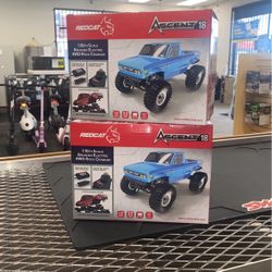 REDCAT Ascent 18 1/18 4WD Rock Crawler.