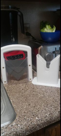 bagel slicer pickup between 2:00-10:45 rainbow/Charleston cash only read description 