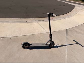 Adult electric scooter brand Roinside
