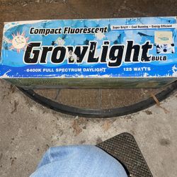 Compact Fluorescent Grow Lighty Full Spectrum  125 Watts