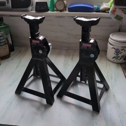 Jack Stand 2 1/4 Tons Or 4,500 Lbs