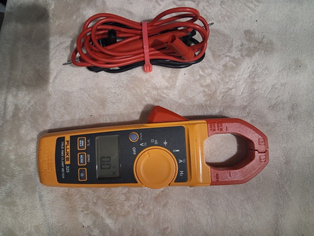FLUKE 325 True-RMS AC/DC Clamp Meter, 400A with Temperature