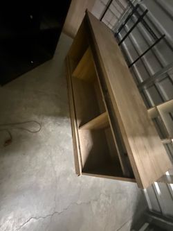 Tv stand