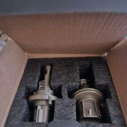 SEALIGHT L2S H13 Bulbs FOR DODGE 1500 TRUCKS