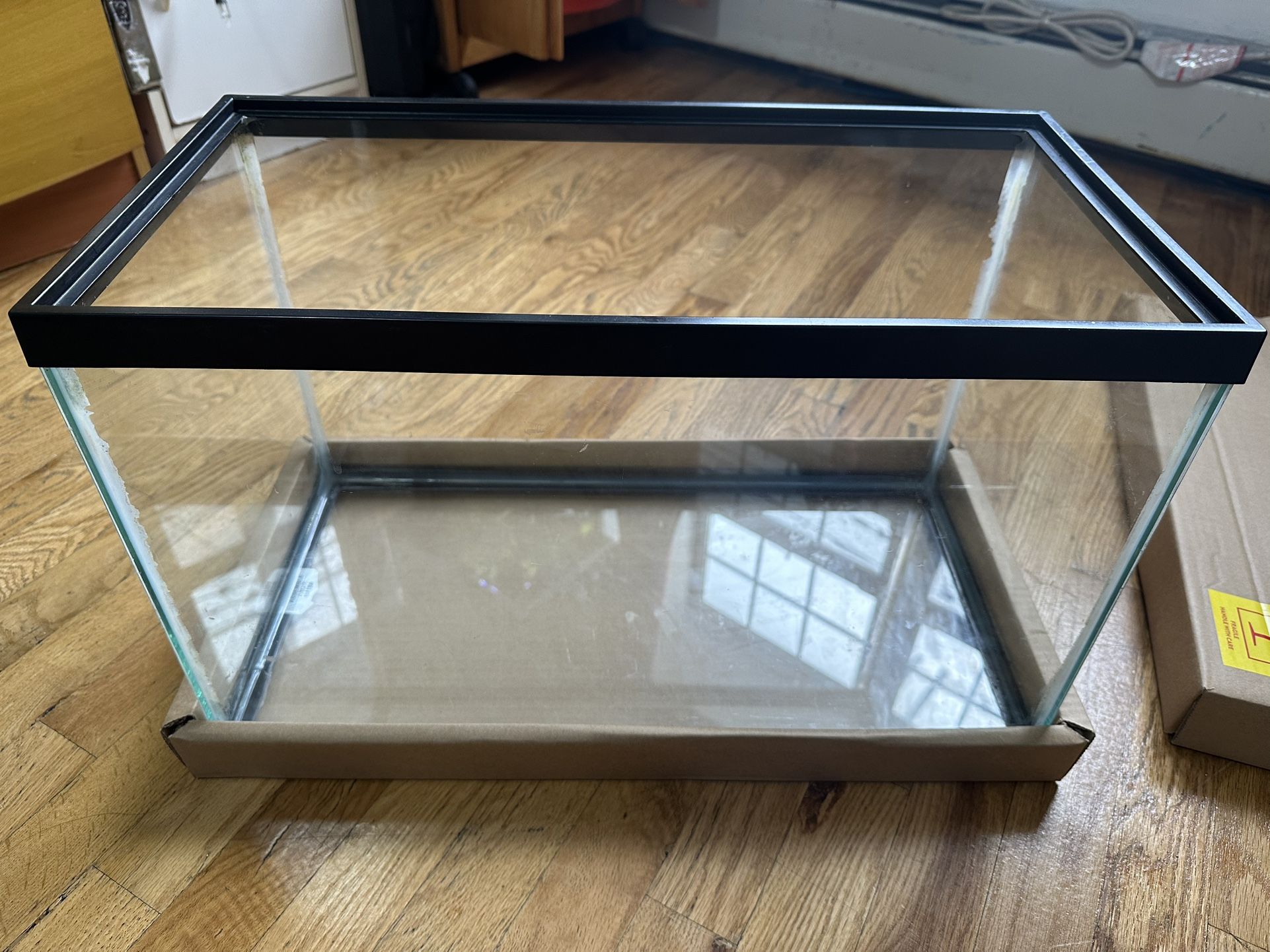 Fish Tank/ Aquarium