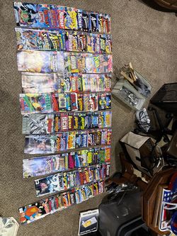 Large Lot of DC Marvel Comic Books