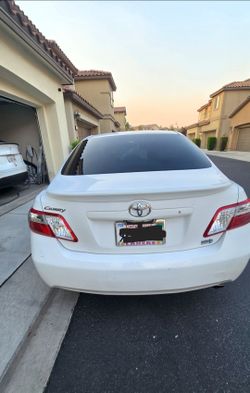 FOR SALE TOYOTA CAMRY XLE 2007 WHITE COLOR