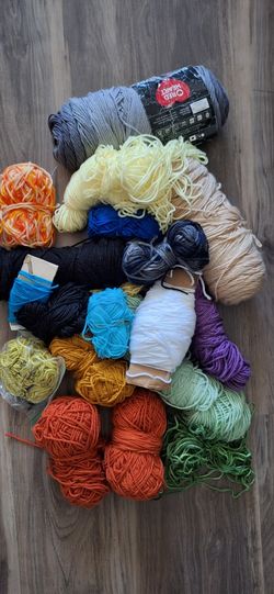 Yarn Lot Red Heart Brand
