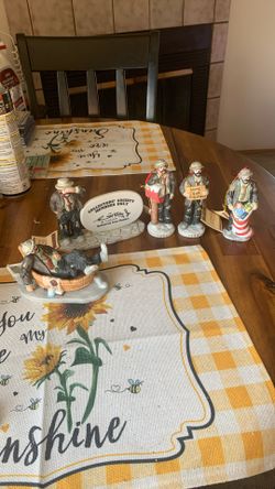 Emmett Kelly Clown Figurines 